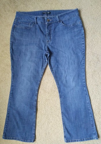 MID RISE BOOT CUT WOMENS JEANS Size 16P 