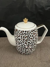 LUXE LIVING by KIMM & MILLER HAND DECORATED CERAMIC TEAPOT LEOPARD
