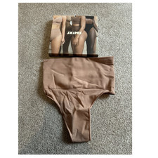 SKIMS Core Control Thong Shapewear Sienna S/M brand new 