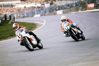 Tony Rutter Yamaha leads Charlie Williams Yamaha Transatlantic Tro- Old Photo 4