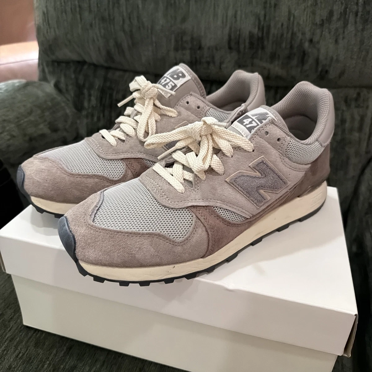 Preços baixos em AURALEE x New Balance 475 London Fog | eBay