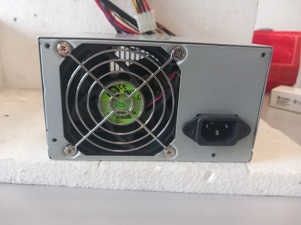 ALIMENTATORE FSP. GROUP. INC  300W /100-240V. 12V. - Immagine 4 di 4