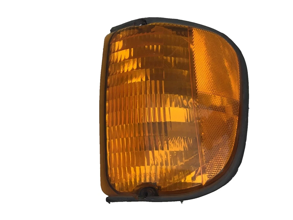 Ford E150 E250 E-350 Econoline 2003-2007 luz de señalización lateral de estacionamiento fabricante de equipos originales Foto 2 de 4