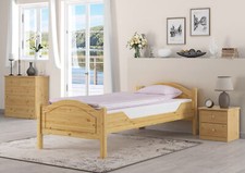 Sette varianti letto in legno