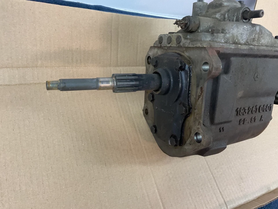 58 59 60 61 62 Mercedes 190 190B 220 Ponton Transmisión 1832610601 Foto 3 de 4