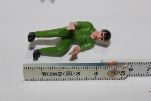 Deutz Fahr driver figure for tractor 1:32 sitting with Deutz overall figure new - Picture 2 of 2