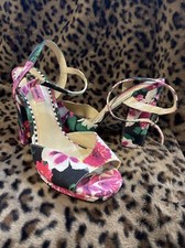 BETSEY JOHNSON Isla 6.5 M Black Floral Printed Ankle Strap Open Sandal New w Box