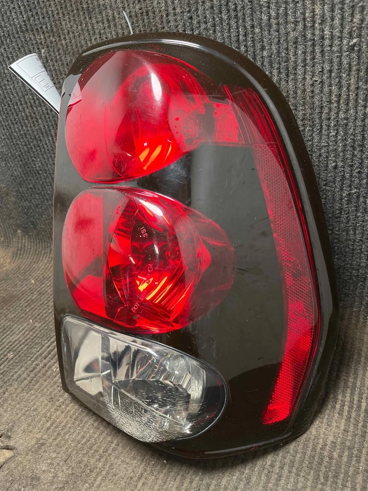 Fits 2002-2009 Chevrolet Trailblazer Right Taillight Assembly OEM:15131579 Foto 3 de 4