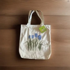 Tulip Canvas Tote Bag 🌷