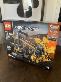 Lego Technic Bucket Wheel Excavator (42055) 2016 RETIRED NEW & SEALED!!!
