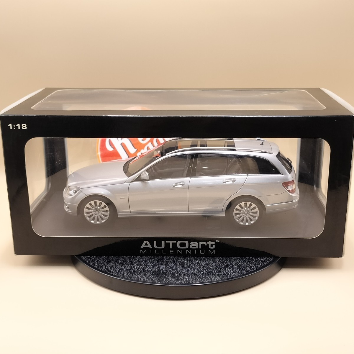 AUTOart 1/18 Mercedes-Benz C-Class T-Modell S204 Elegance Wagon