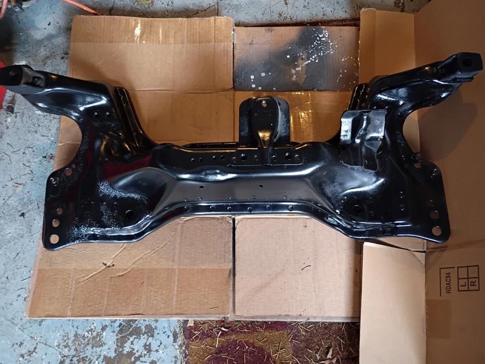 92-95 Honda CIVIC EX Front Lower Subframe Crossmember Engine Cradle - Image 2 of 2