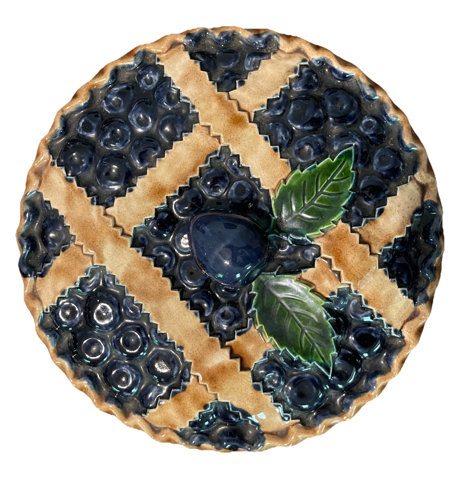 Vintage Trompe l'Oeil Blueberry & Plum Pie Lidded Decorative Pie Plate Portugal