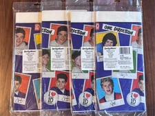 ONE DIRECTION BOY BAND 2013 PAPER TABLECLOTH/COVER SET OF 4 NEW IN PACKAGE