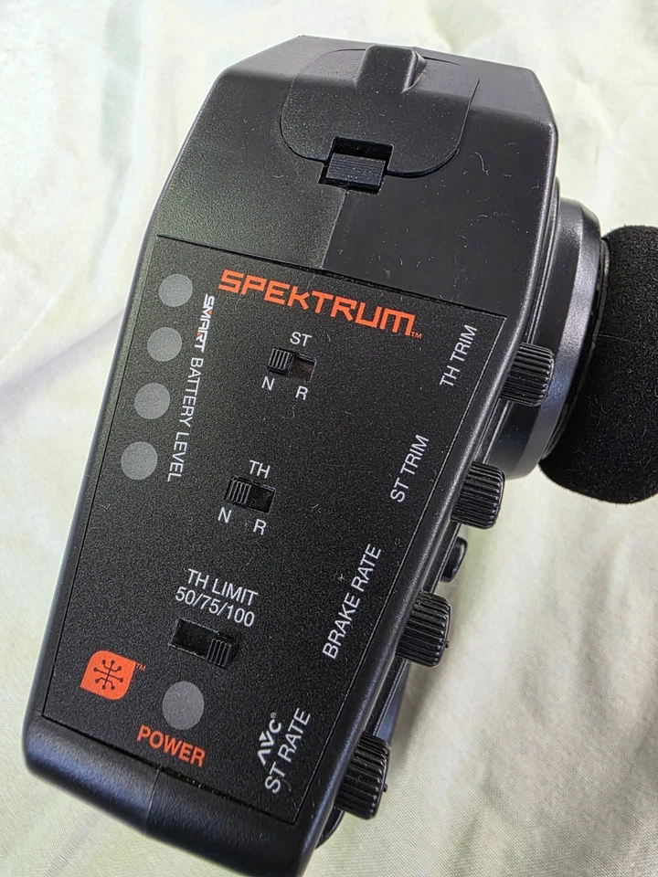 Spektrum DX3 Smart DSMR AVC 3-Ch. RC-Car Sender/Funke 2,4GHz (S3) - Bild 2 von 4