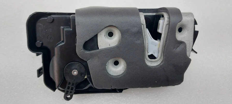 Actuador de bloqueo de pestillo de puerta delantera izquierda Ford F-250 SD 350 SD 2023-2025 ML3Z15264A27J Foto 2 de 4