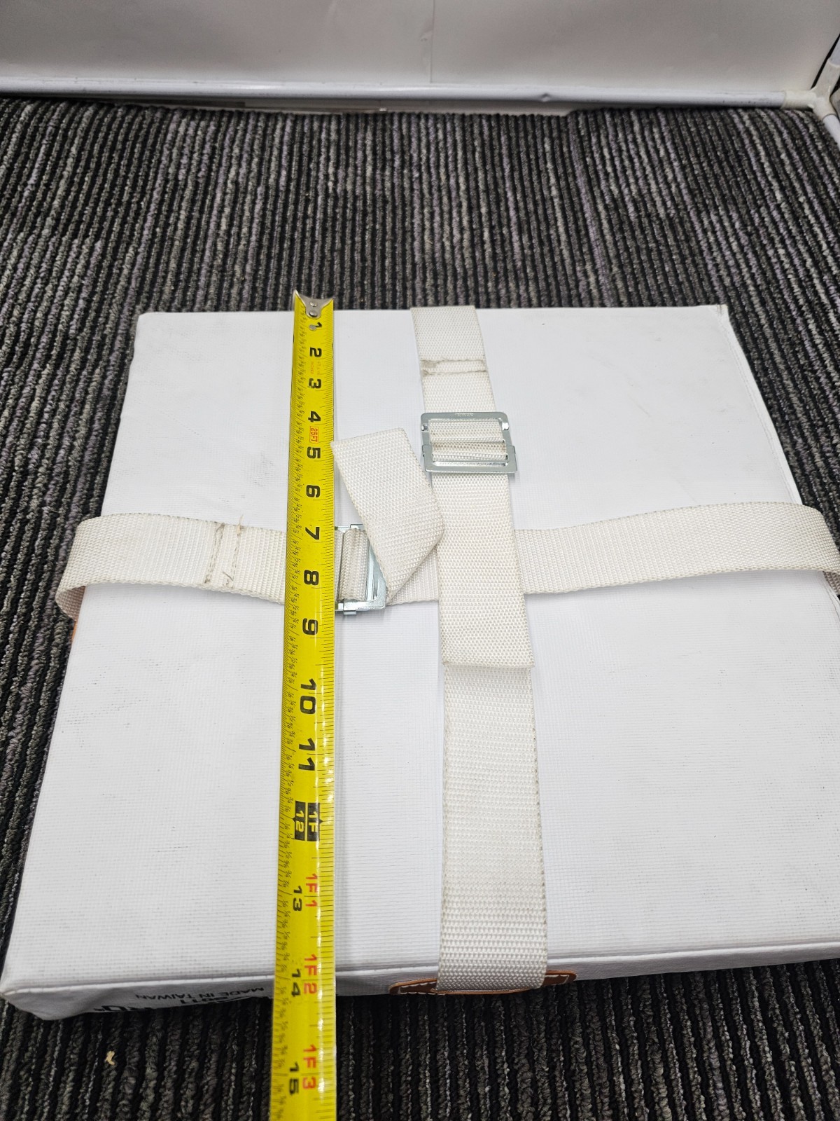 Champro B011 Unisex 14" x 2" PVC Quilted Base White