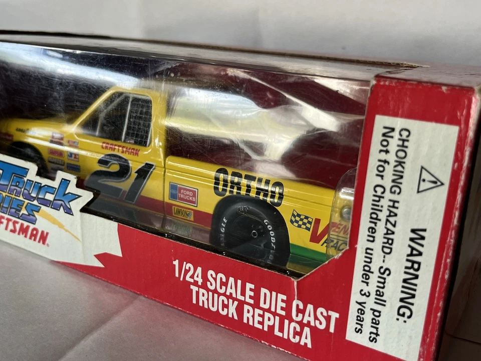 Camión diecast NASCAR Super Truck Series de Craftsman escala 1/24 1995 Premier #21 Foto 4 de 4