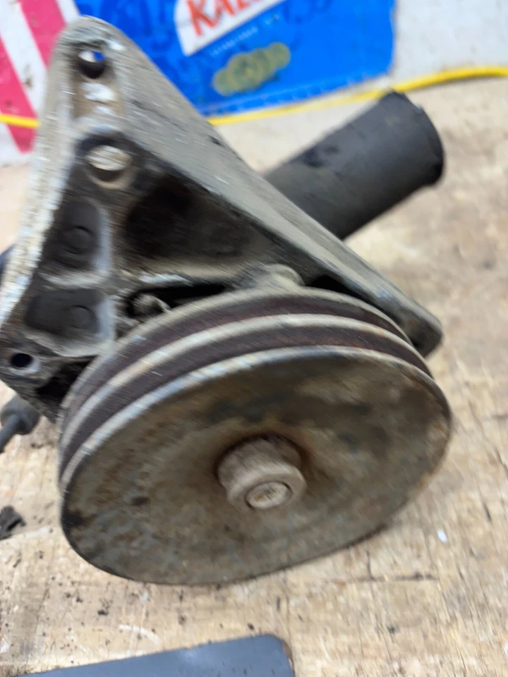 Ford Truck F250 F350 460 429 BBF V8 1983-1987 CONJUNTO DE SOPORTE DE BOMBA DE DIRECCIÓN ASISTIDA Foto 4 de 4