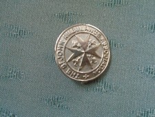 VINTAGE ST JOHN AMBULANCE BRIGADE ASSOCIATION - METAL UNIFORM BADGE