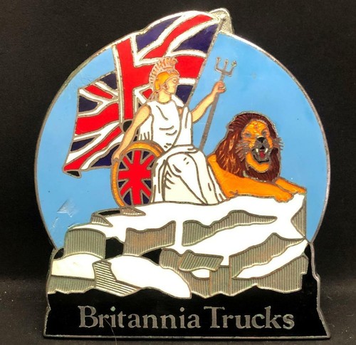 Former Brexit Leader Nigel Farage Is Running In UK Election, Wants To - Foto 9