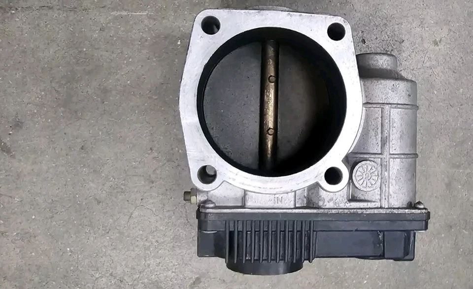 Conjunto de carrocería del acelerador OEM para Infiniti G35 2005 revoluciones Foto 3 de 3