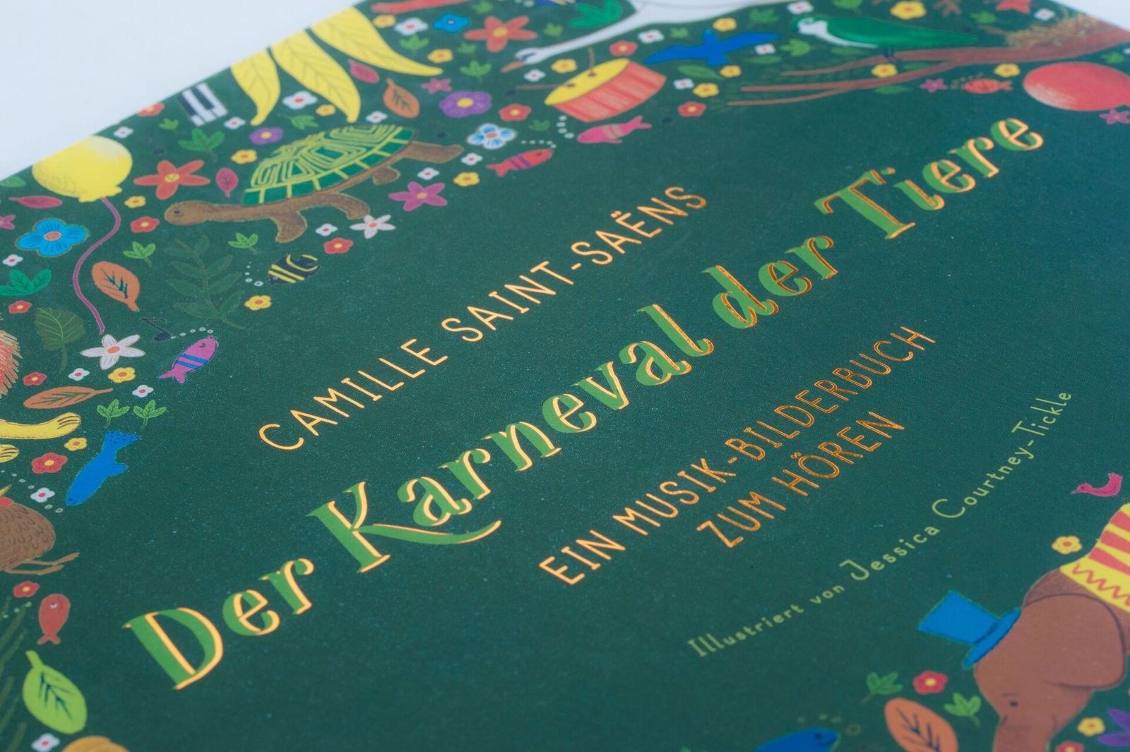 Thumbnail - Camille Saint-saëns. Der Karneval Der Tiere Jessica Courtney-tickle
