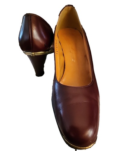 Etienne Aigner Croc Embossed Brown Leather Pumps Heels Shoes  display picture 1