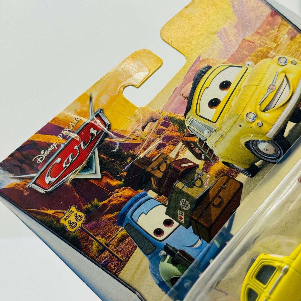 rd tr1p ロードトリップ ルイジ　グイド カーズ ミニカー Disney Pixar Cars - ROAD TRIP LUIGI & GUIDO RD TR1P - 1:55