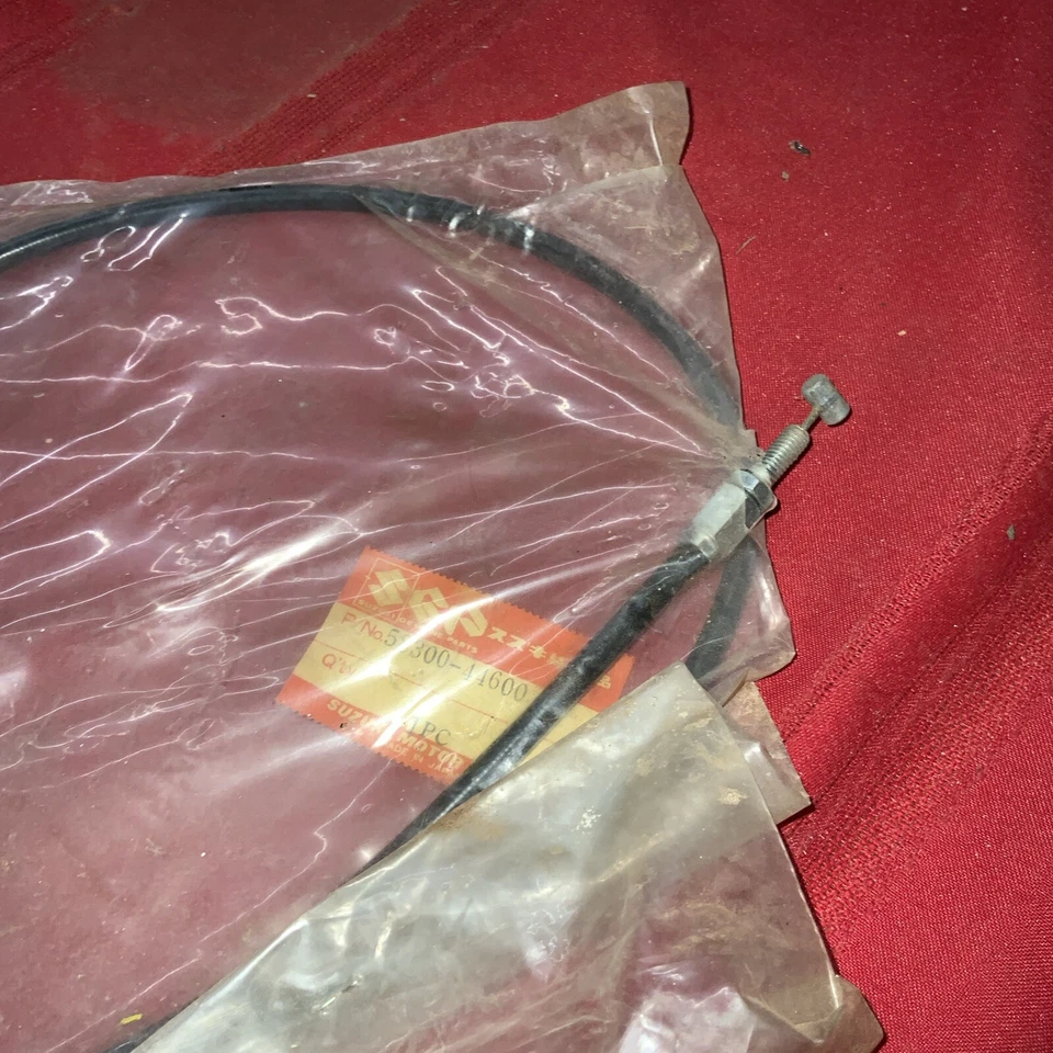 1977 SUZUKI GS400X GS400 GS 400 ДРОССЕЛЬНЫЙ КАБЕЛЬ B НОВЫЙ ИЗ СТАРЫХ ЗАПАСОВ 58300-44600 - Изображение 2 из 3