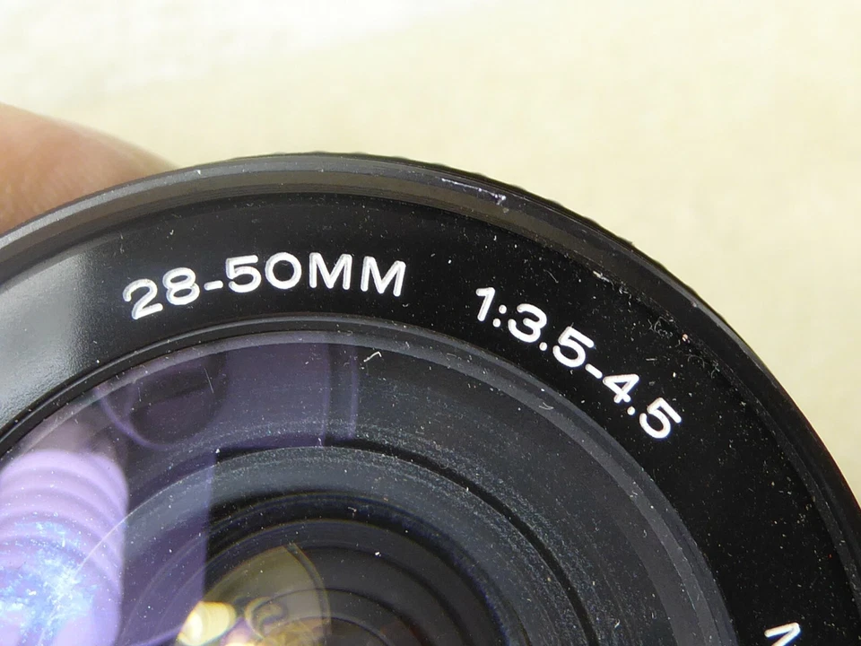 Vivitar (Komine) 28-50mm f3.5-4.5 MC Zoom Lens Pentax K fit superb condition pk - Image 2 of 4