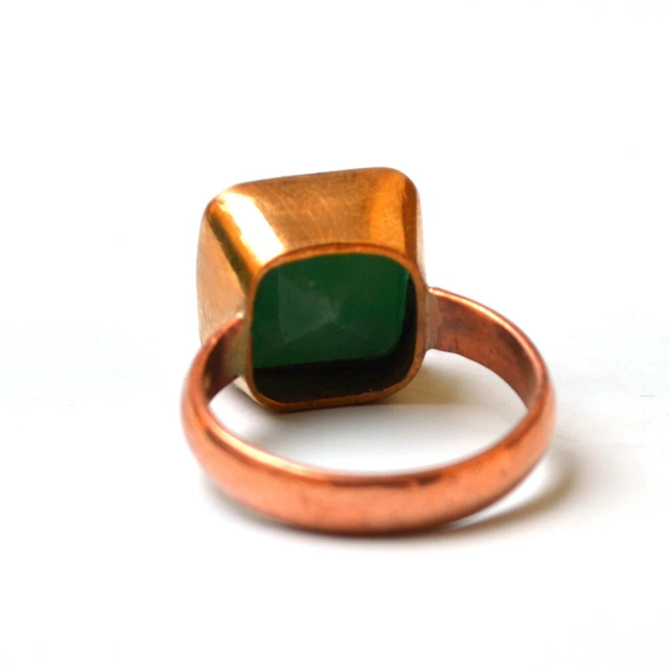 Anillo de regalo chapado en oro rosa de 18 quilates con piedras preciosas de esmeralda cruda de corte cuadrado talla 7 Foto 3 de 4