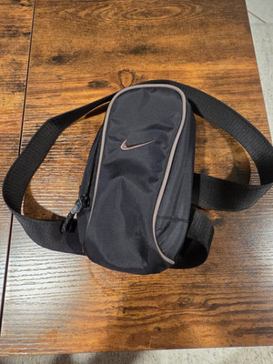 Nike Essentials Sling Bag Unisex Crossbody Black