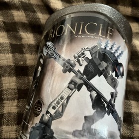 Lego Bionicle Rahkshi   8591.  Retired!