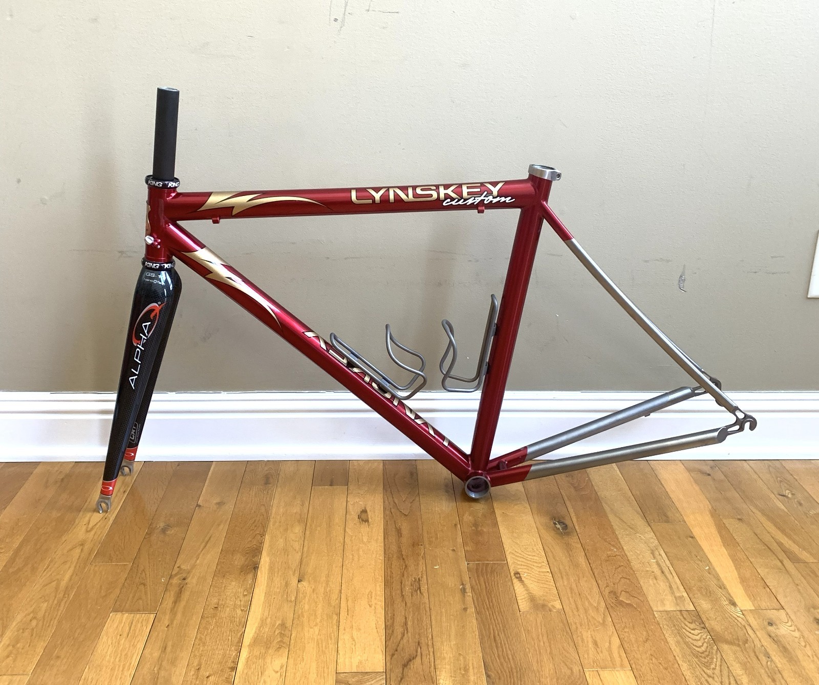 Lynskey Custom Titanium Road Bike Frame 700c Alpha Q Fork an