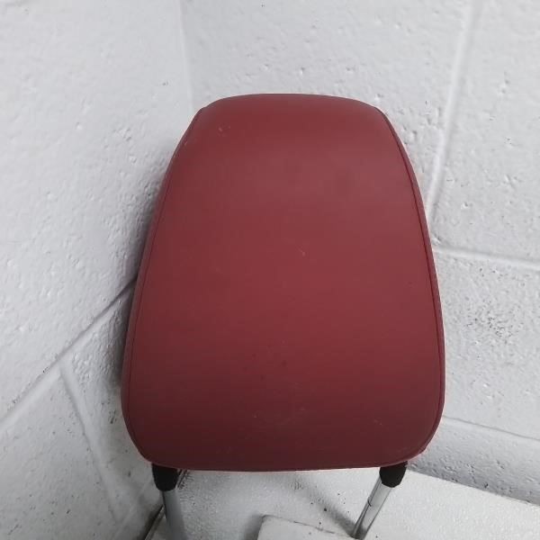 2017 MASERATI QUATTROPORTE Passenger Side Front Headrest Red Leather Trim UDSH