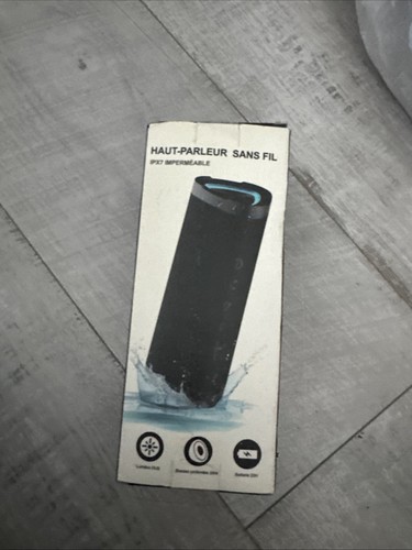 Vanzon V40 Bluetooth Speakers, Portable Wireless Speaker IP X7 Waterproof - Picture 3 of 4