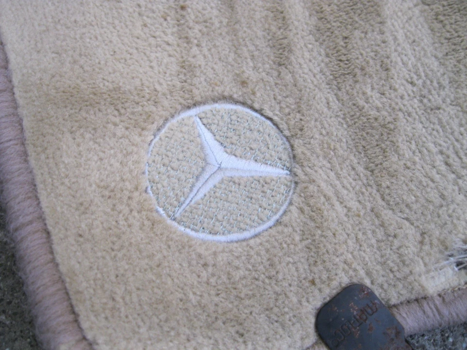 1979-1991 Mercedes-Benz W126 300SE 420SE Front & Rear Floor Mat Set Beige Foto 3 de 4