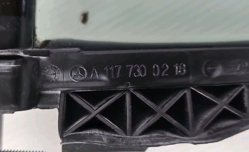 14-19 Mercedes W117 CLA250 Puerta Trasera Derecha Pasajero Cuarto Ventana Vidrio Fabricante de Equipo Original Foto 4 de 4