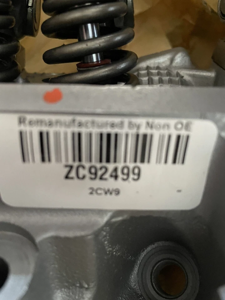 Pontiac Montana DS Reman 05 culata completa con válvulas 2CW9 Foto 2 de 3
