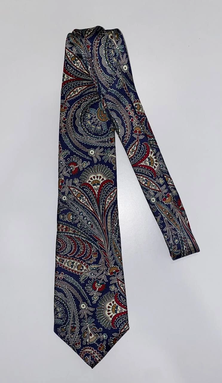 Dior シルク100% 刺繍入りナロータイ Christian Dior 100% Silk Designer Neck Tie Floral Pattern
