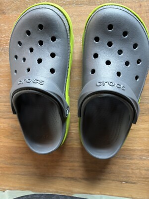 Crocs Classic Clogs Unisex Gray/Green M/5 W7 - Great Condition !