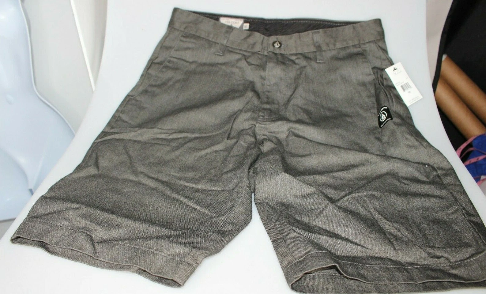 Volcom Vmonty Shorts NEW Sz 30 Dark Gray Flat Front Cotton Blend New $45