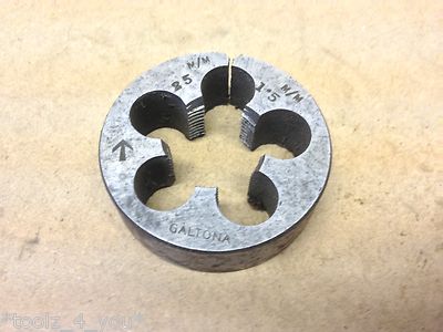 Galtona M25 x 1,50 metrisch fein 2 1/4'' OD Matrize in Wachs (v)