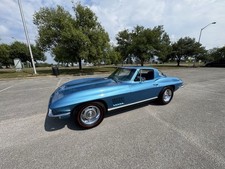 1967 Blue Chevrolet Corvette   | C2 Corvette Photo 1