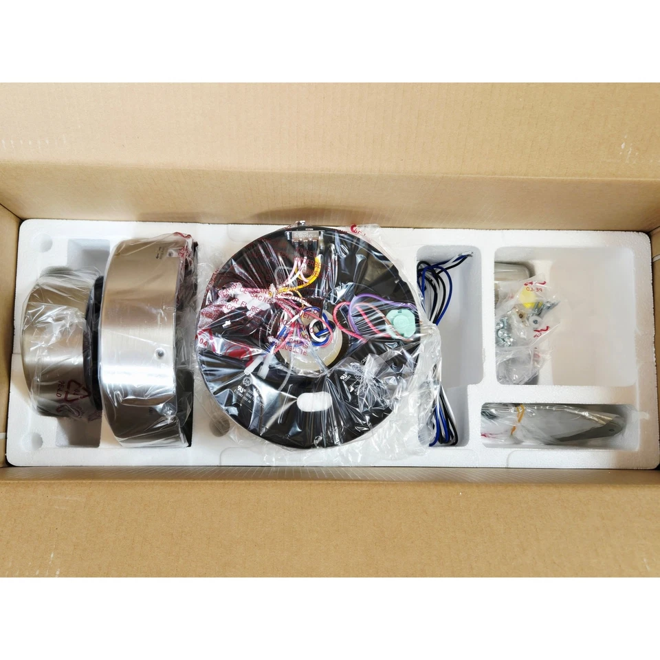 Ventilador de techo Royal Pacific 1046LED-BN-BN 52 pulgadas 50 W Aldea III con kit LED - níquel Foto 3 de 4