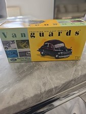 Vanguards 1:43 Morris Minor Convertible Model Car Black/Maroon, VA05802
