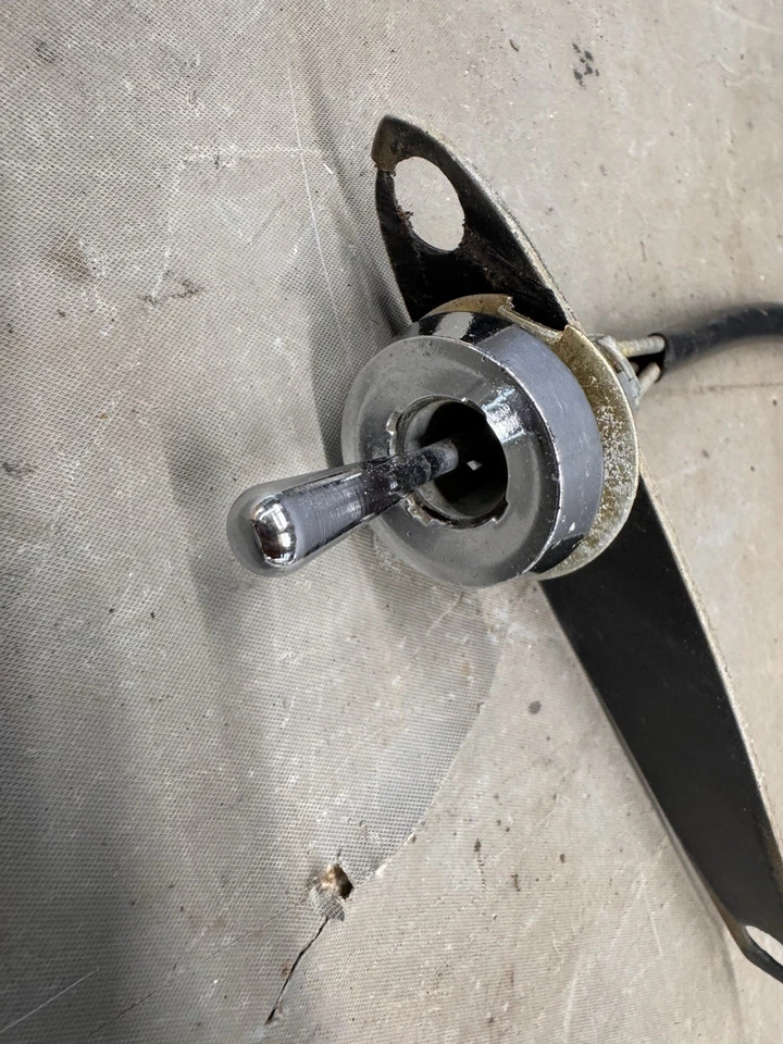 Espejo retrovisor lateral remoto Ford Mustang Fairlane Galaxie Bronco 1967-1973 1968 1969 1970 Foto 2 de 4