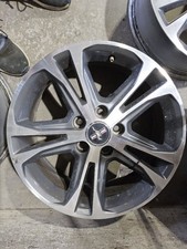 2013-2014 Ford Mustang Wheel Rim 17x7 Aluminum Machined Edges Painted Inlay