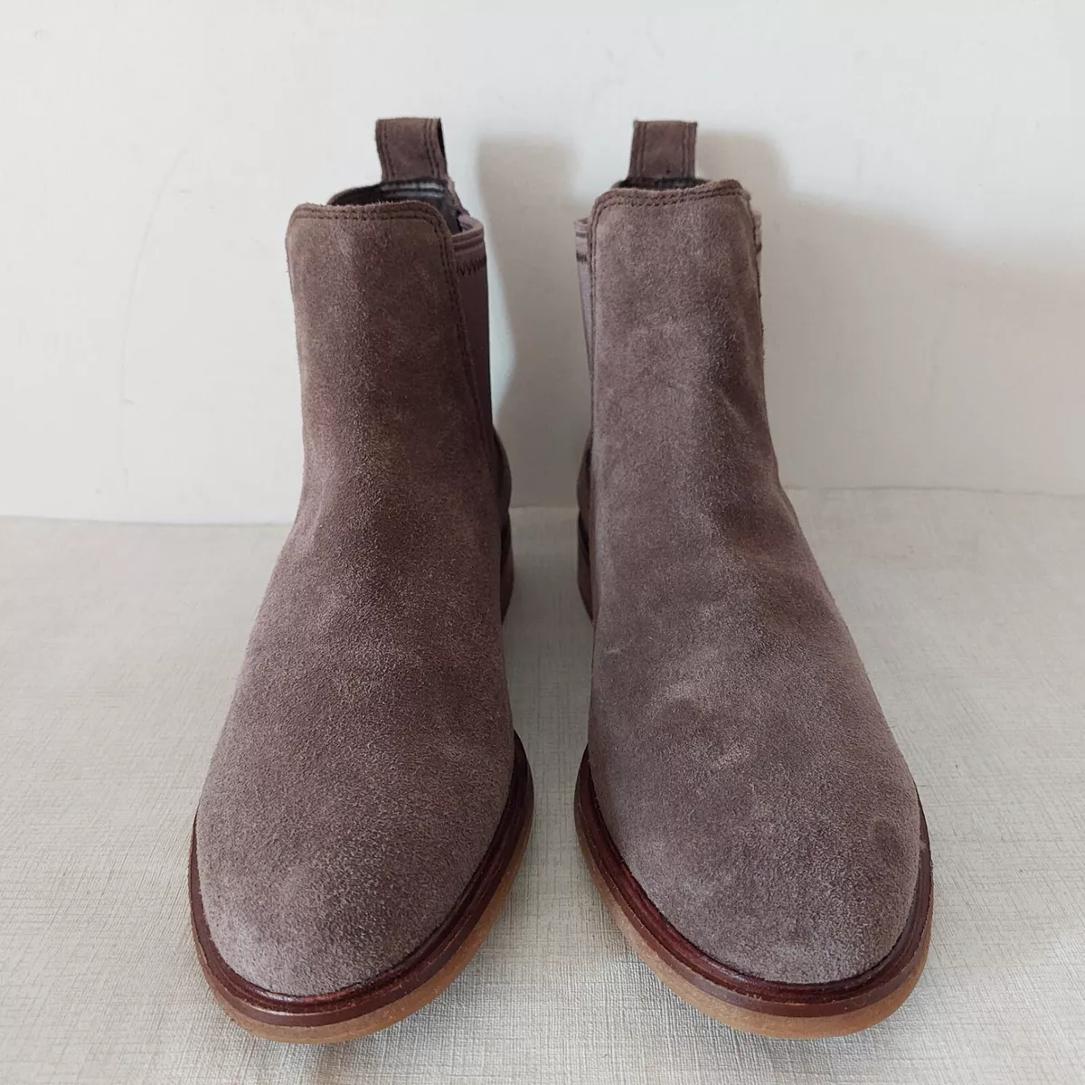 Clarks arlo taupe hot sale